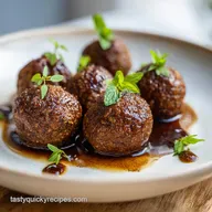 Meatballs and Gravy Recipe for 5 Servings