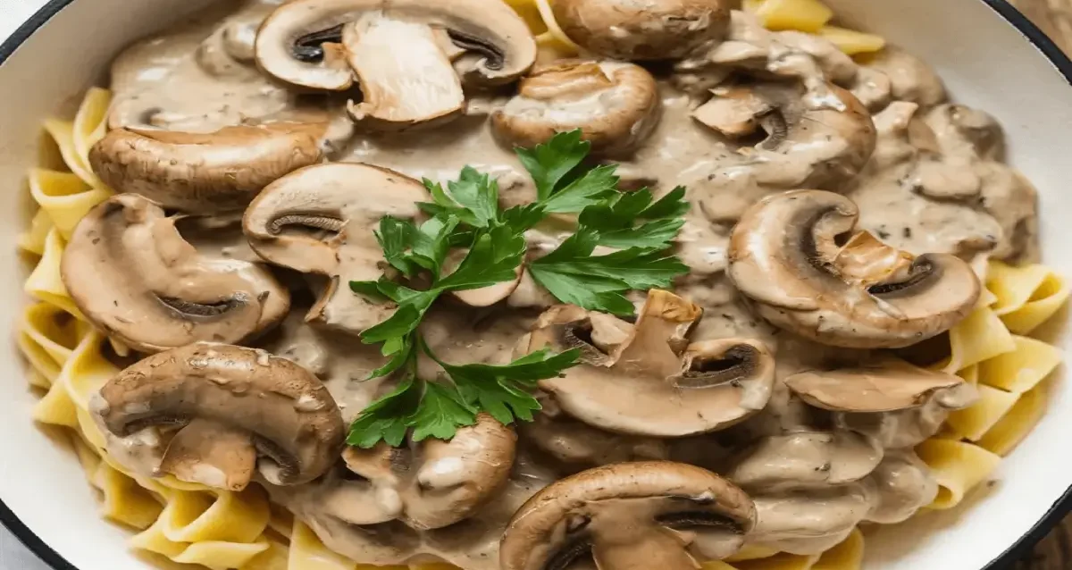 Vegan-Mushroom-Stroganoff-